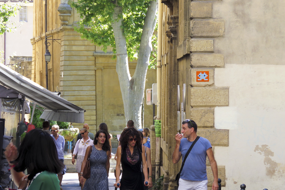 Invader - Background image