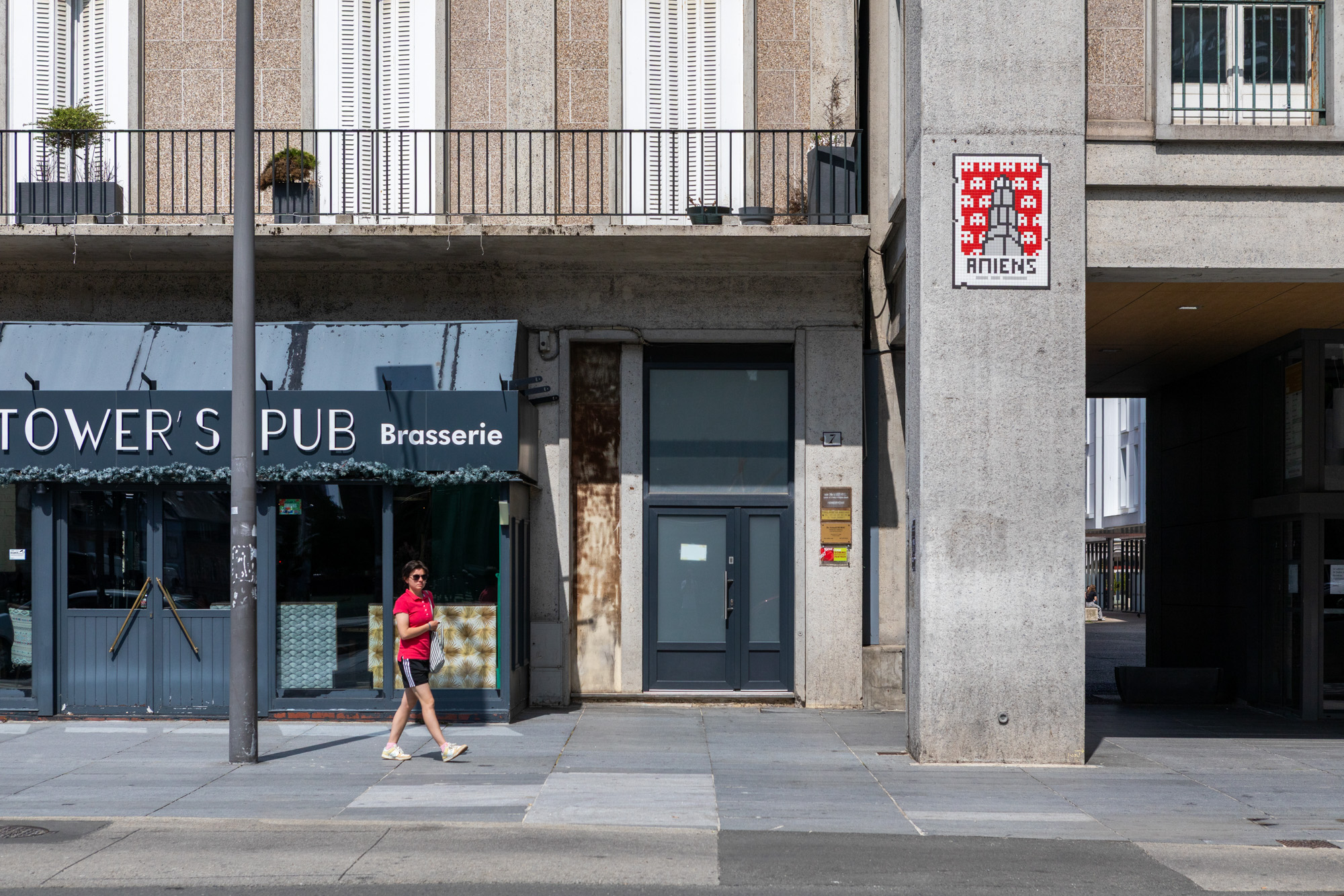 Invader - Background image