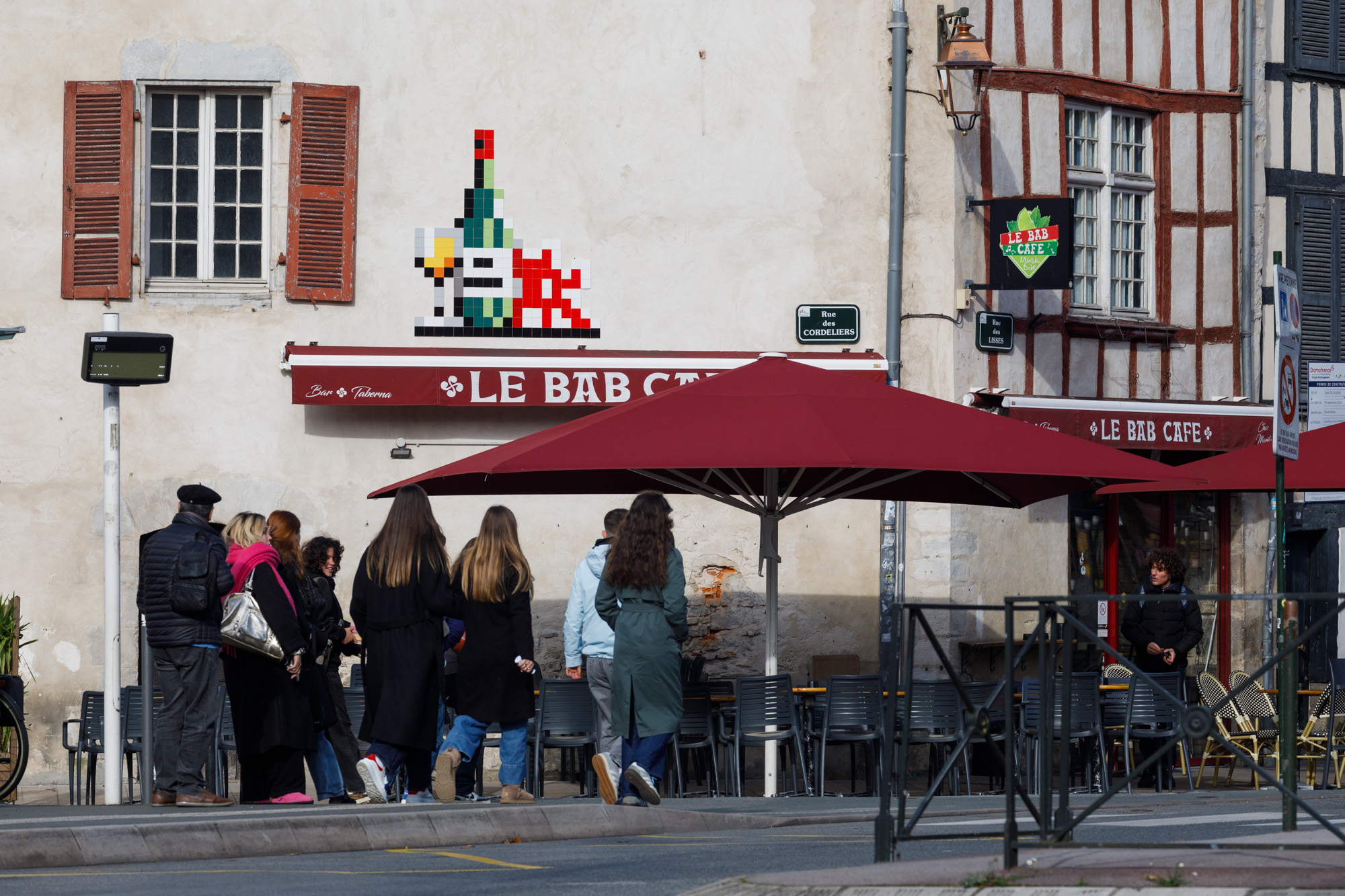 Invader - Background image