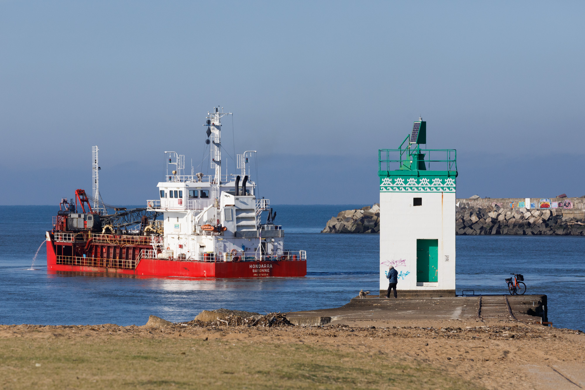 Invader - Background image