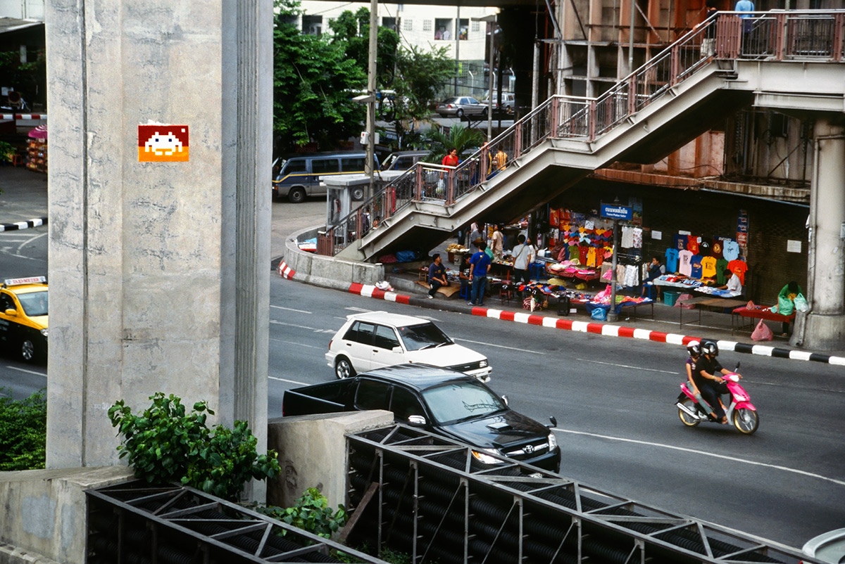 Invader - Background image