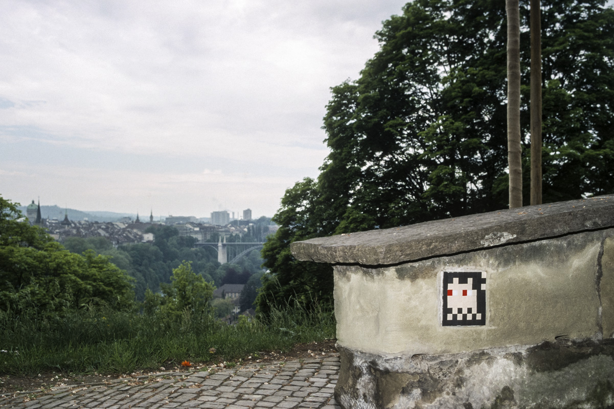 Invader - Background image