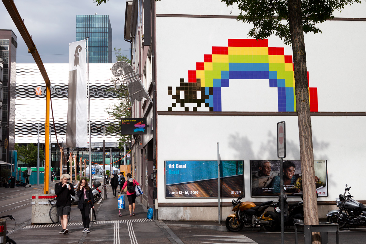 Invader - Background image