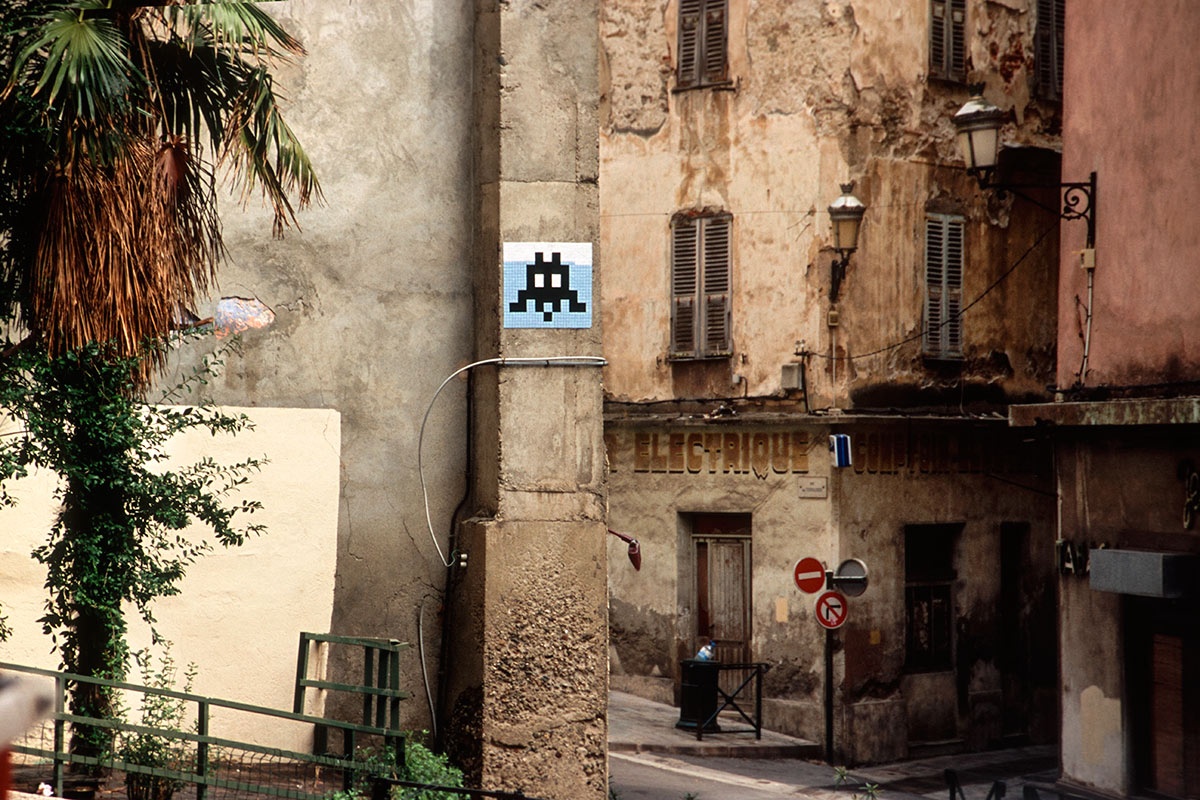 Invader - Background image