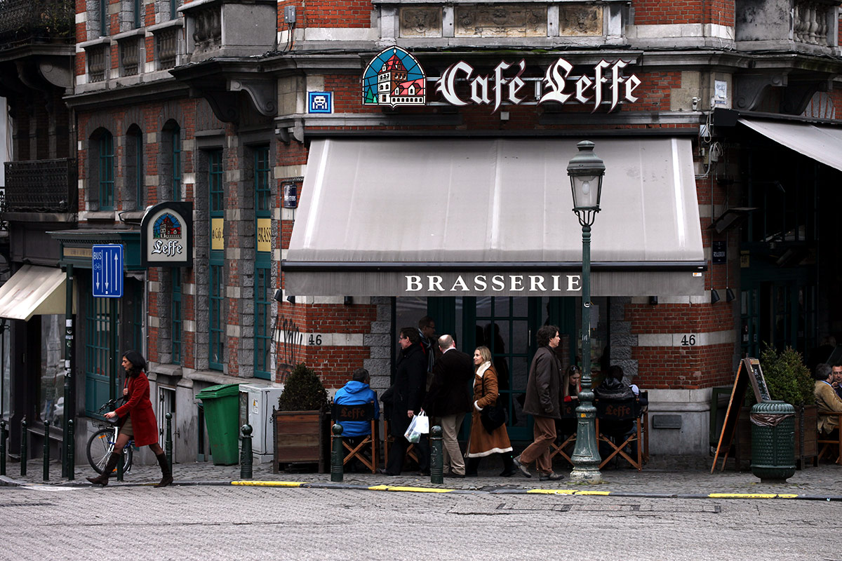 Invader - Background image