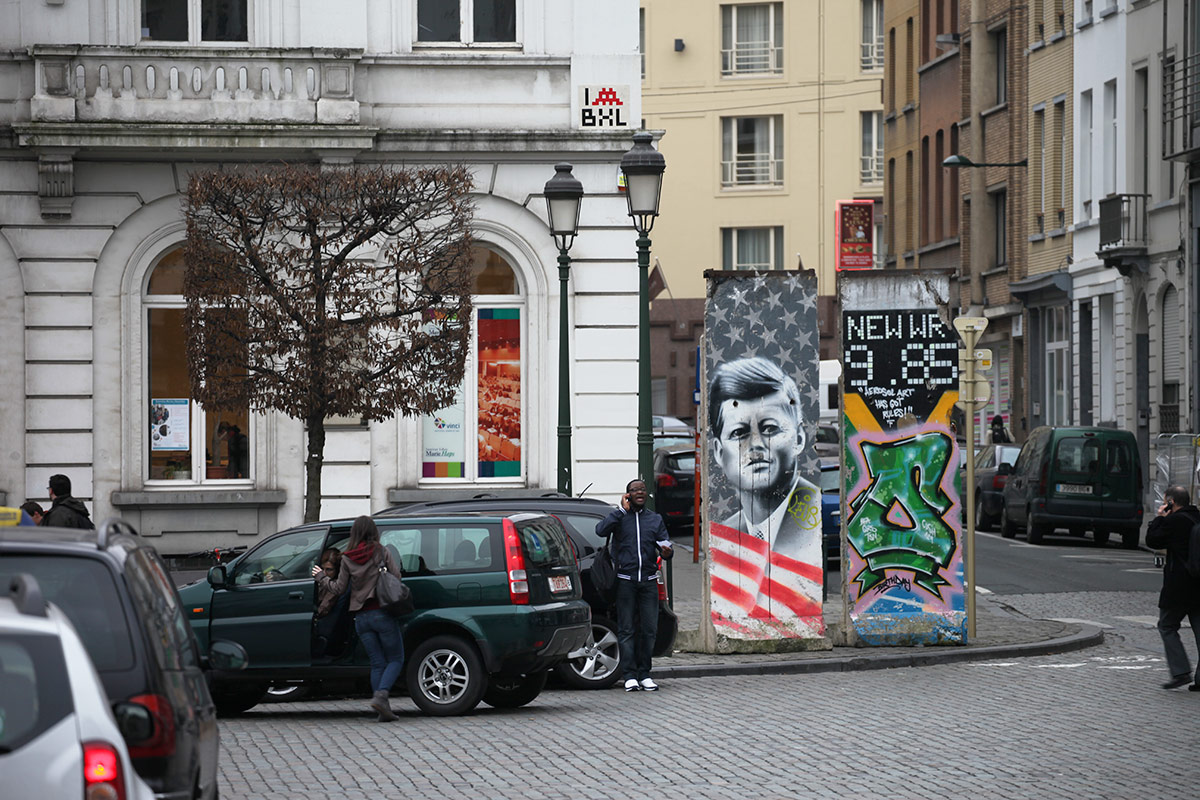 Invader - Background image