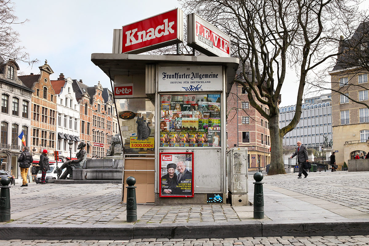 Invader - Background image