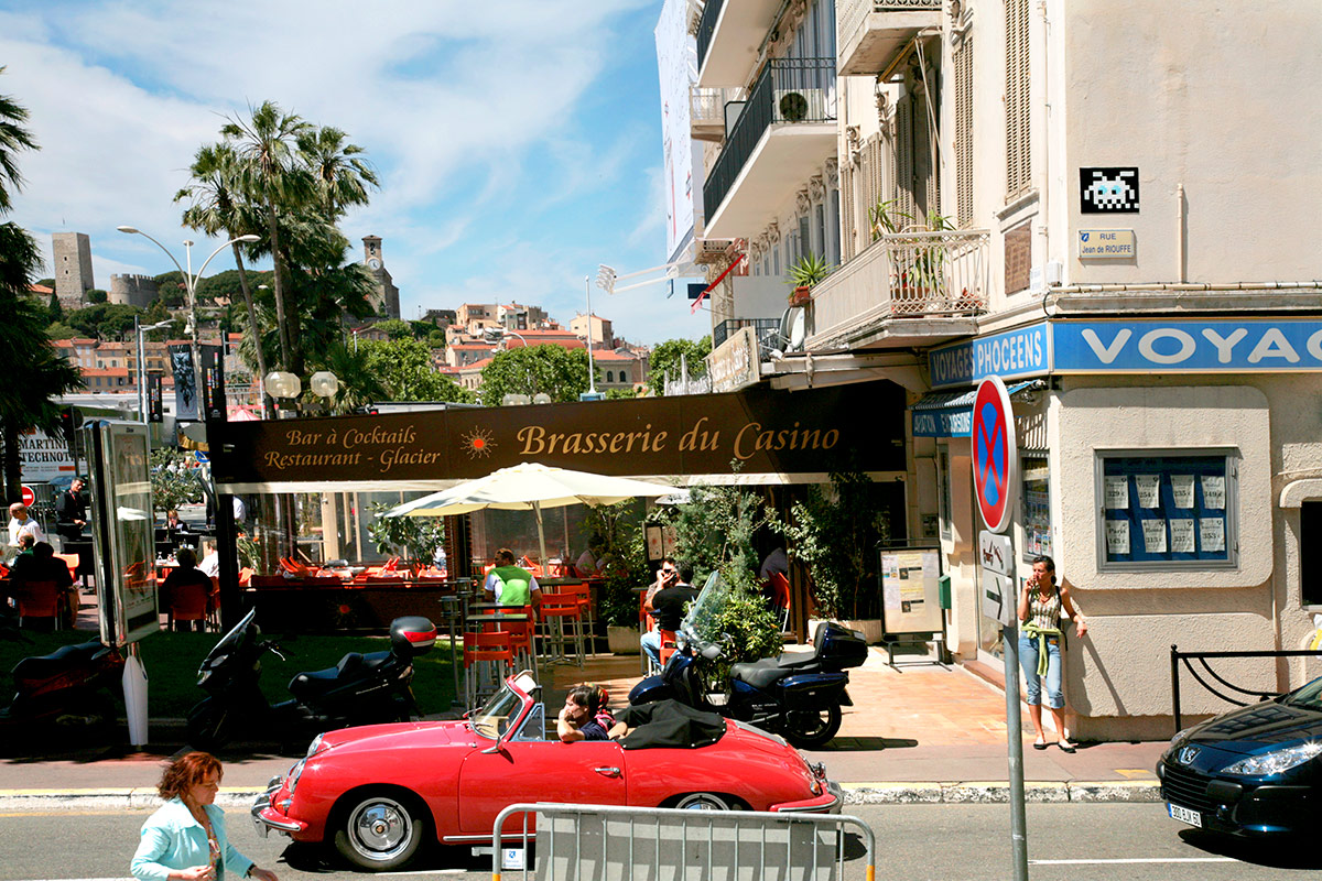 Invader - Background image