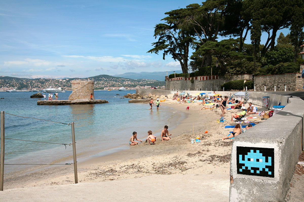 Image de fond - Invader