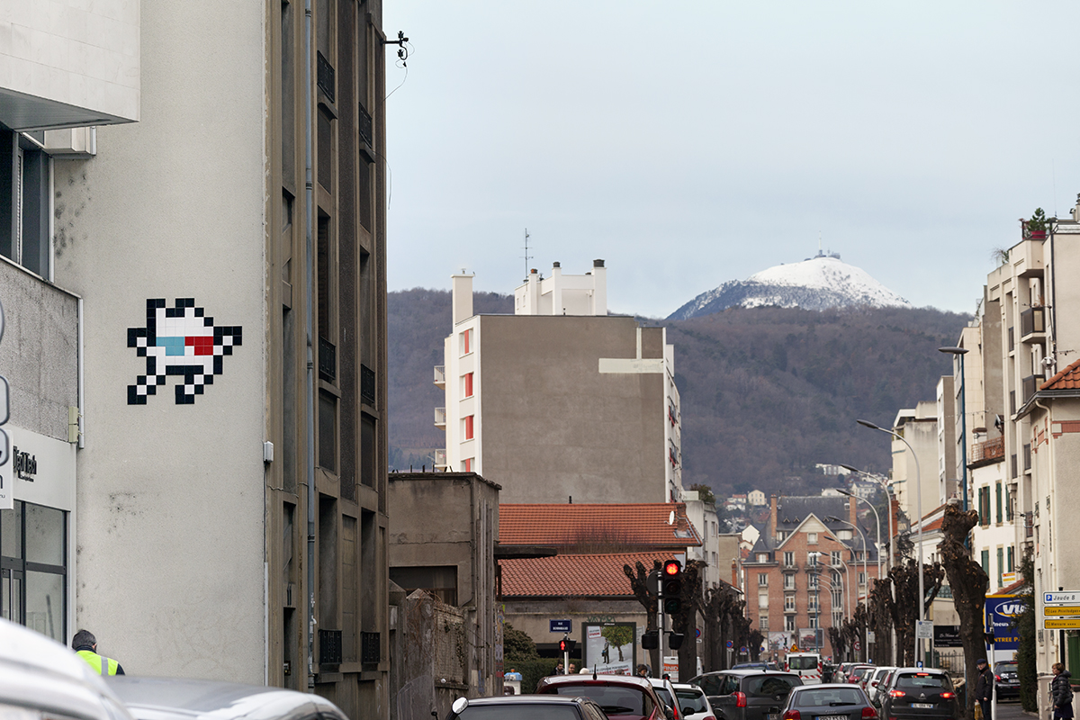 Invader - Background image