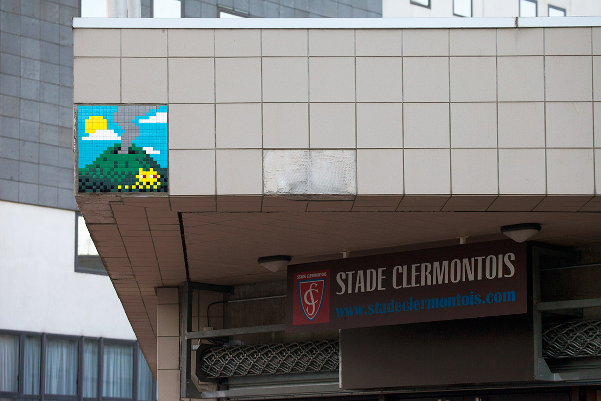 Invader - Background image