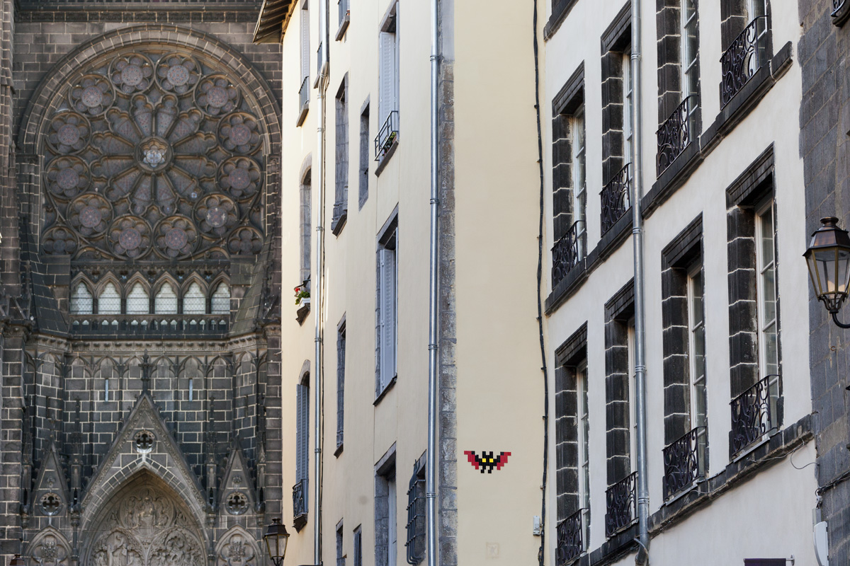 Invader - Background image