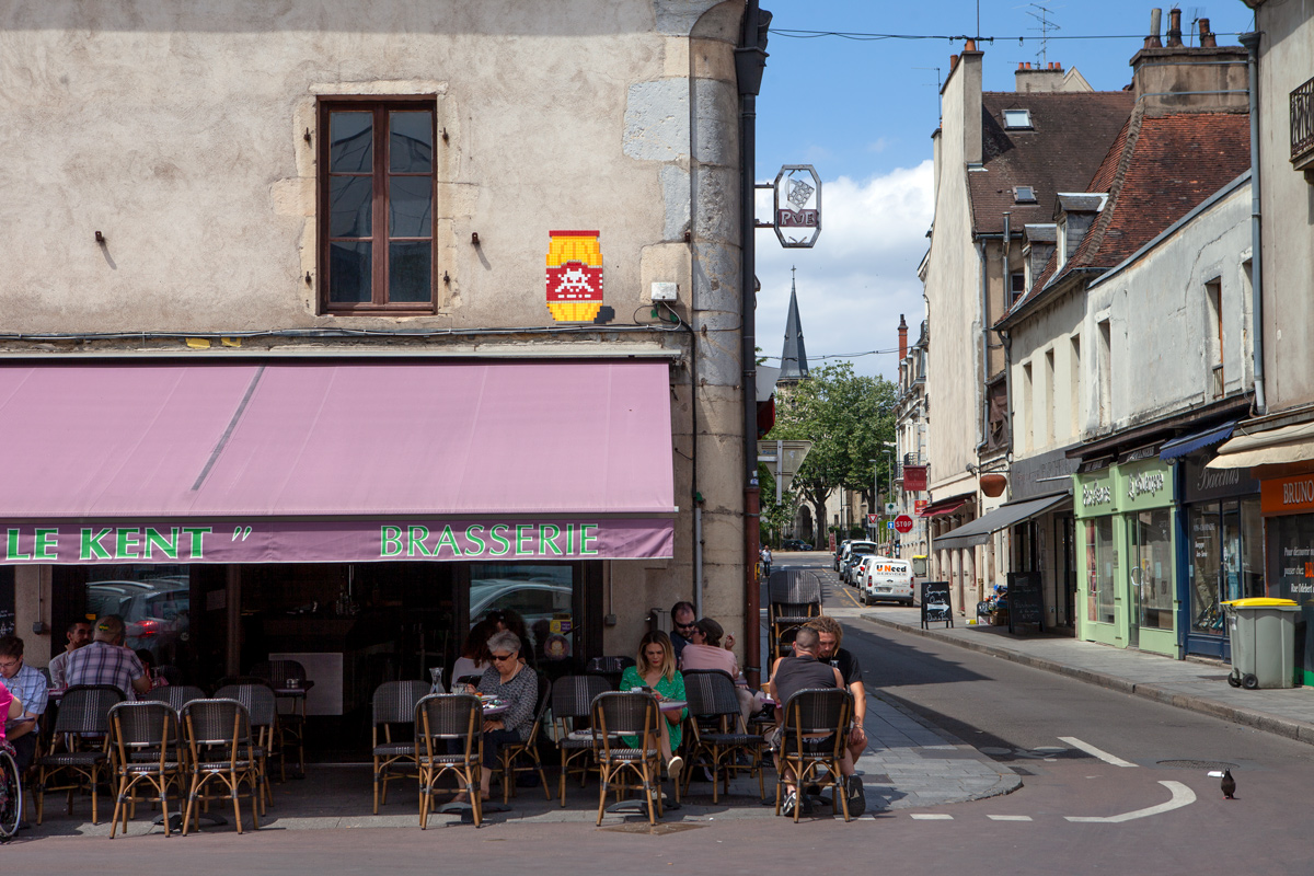 Invader - Background image