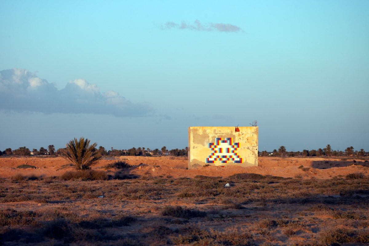 Invader - Background image