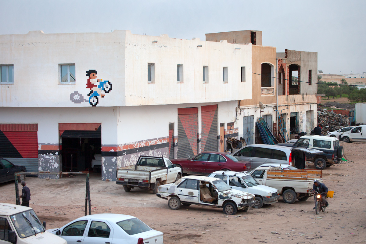 Invader - Background image