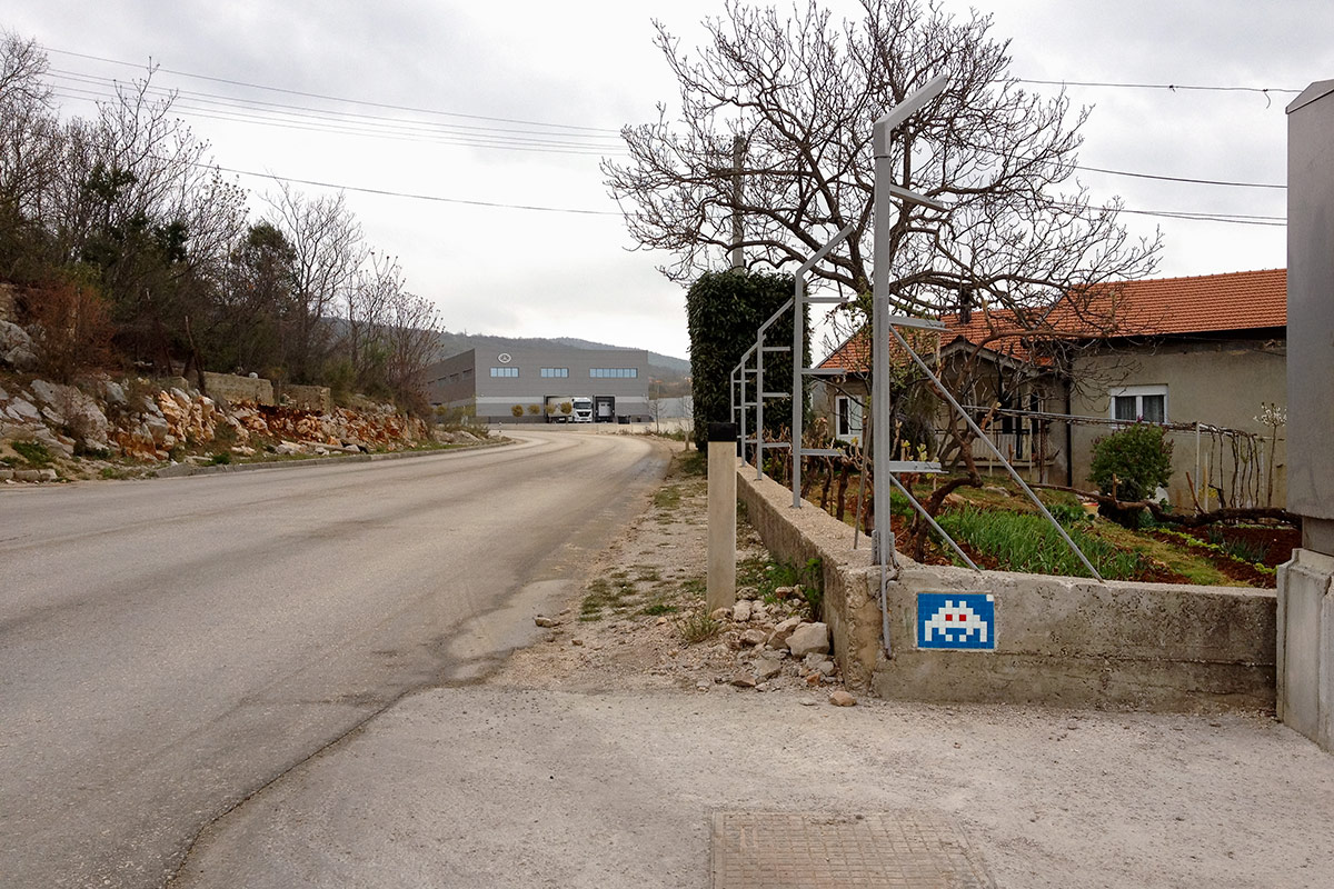 Invader - Background image