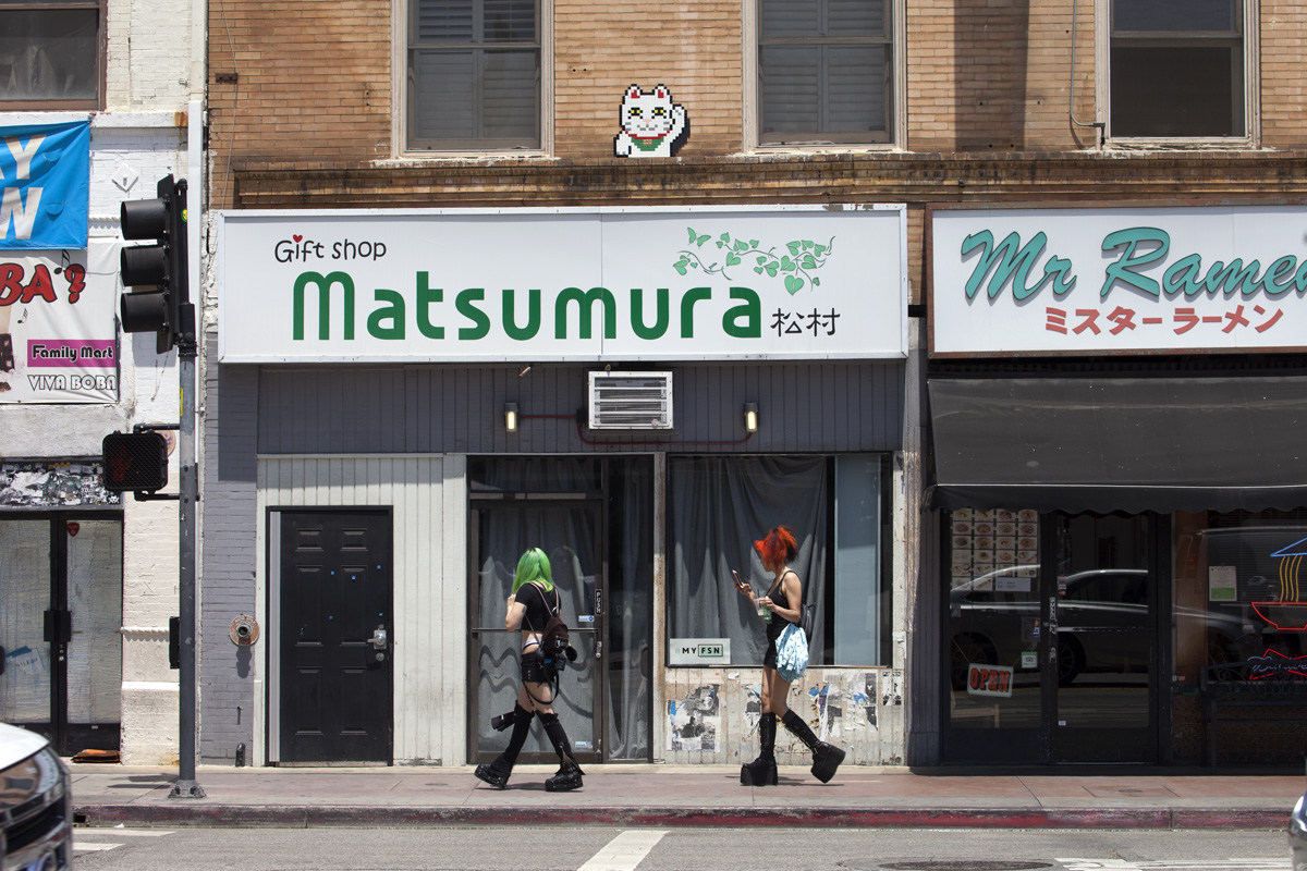 Invader - Background image