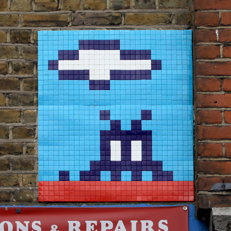 Invader - LDN_136