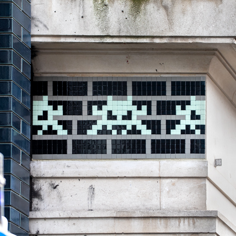 Invader - LDN_152