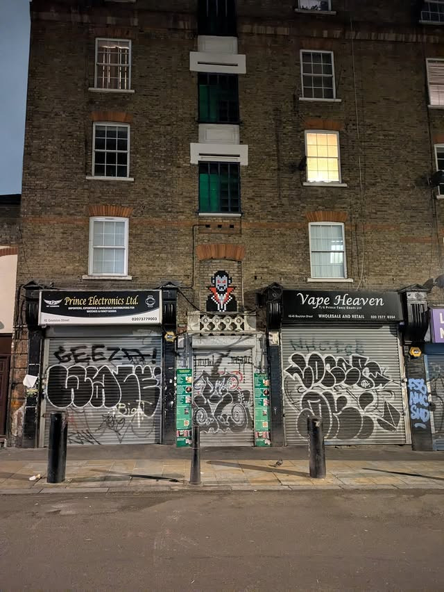 Invader - Background image