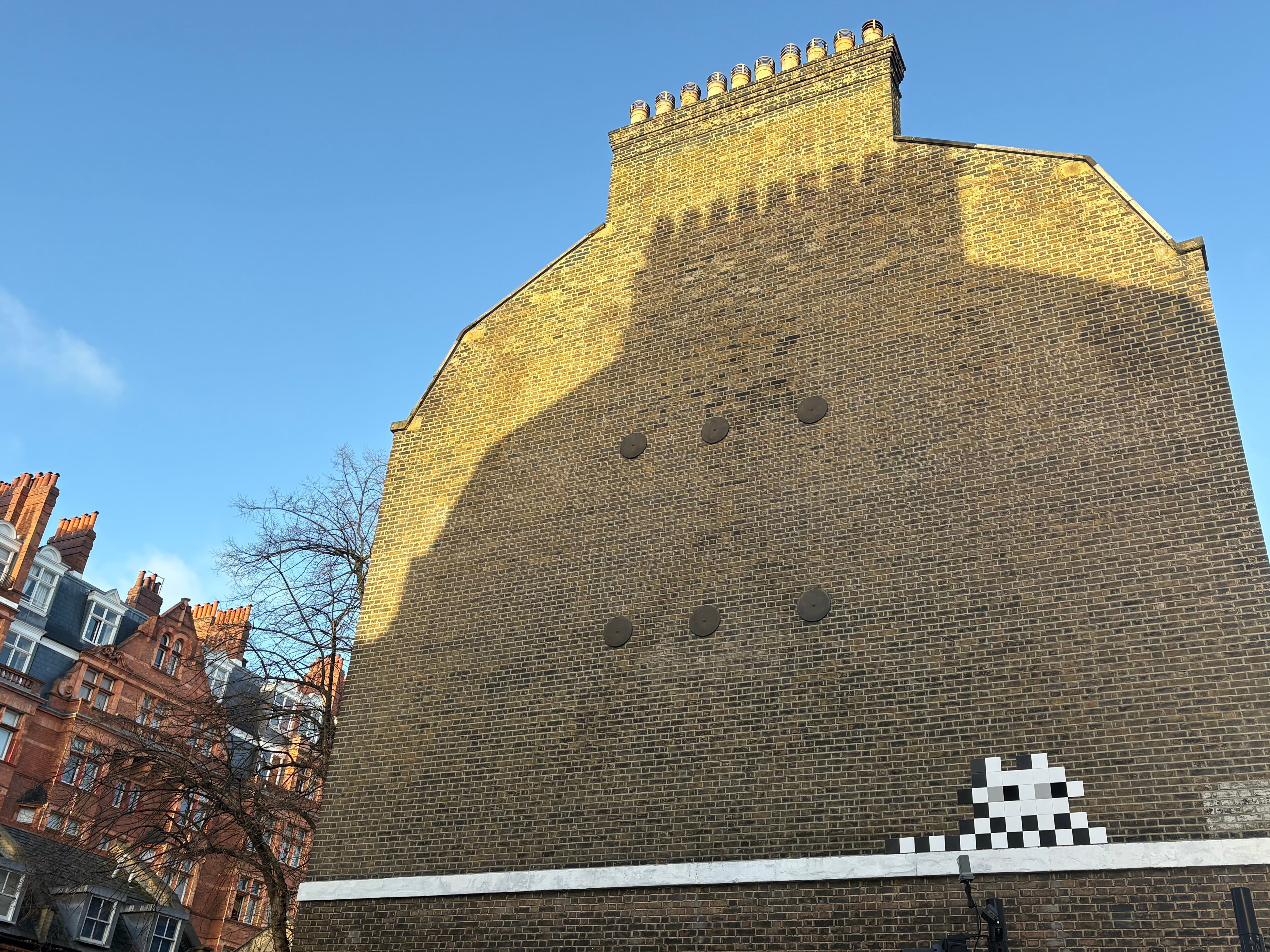 Invader - Background image