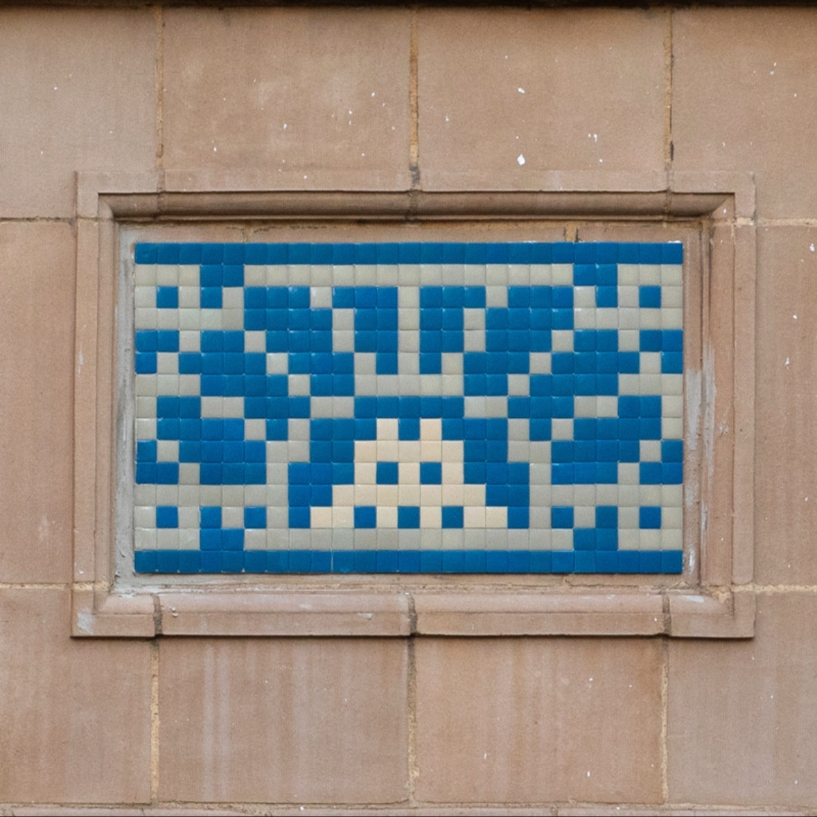 Invader - LDN_186