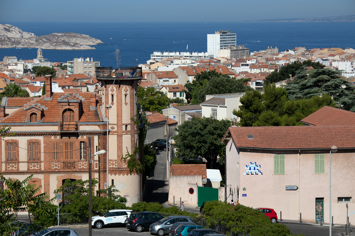 Invader - Background image