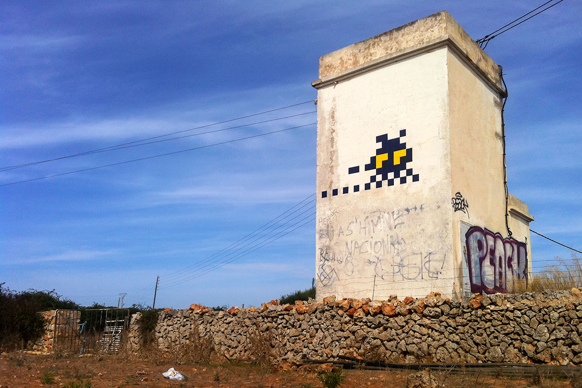 Invader - Background image