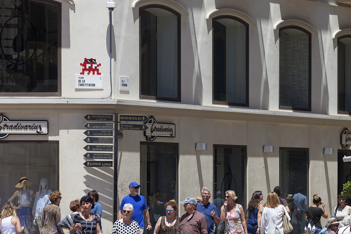 Invader - Background image