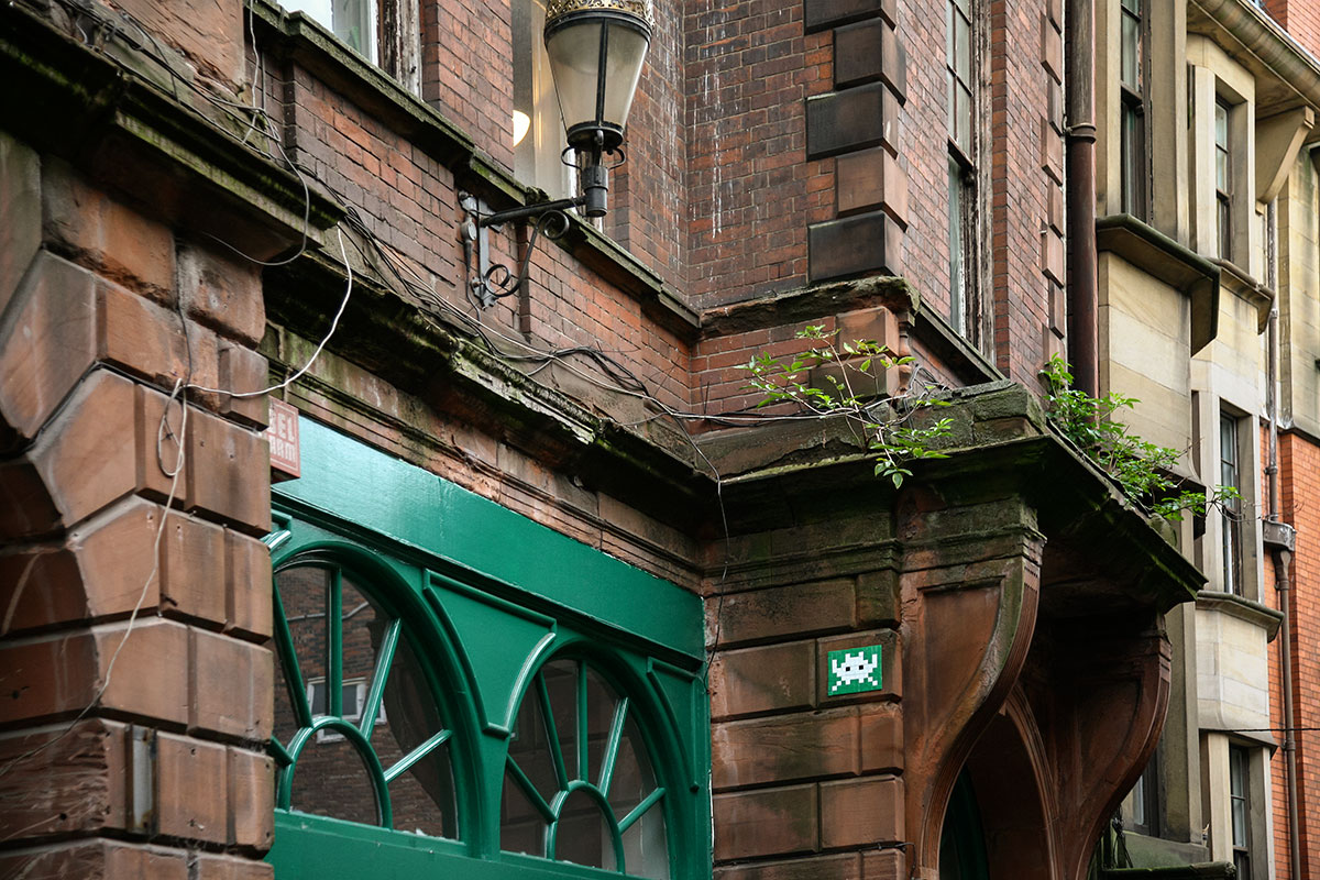 Invader - Background image