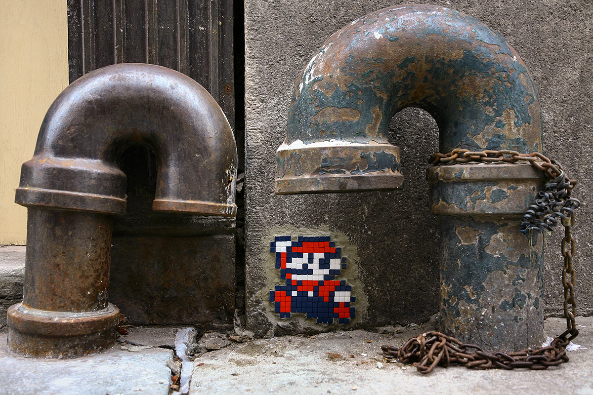 Invader - Background image