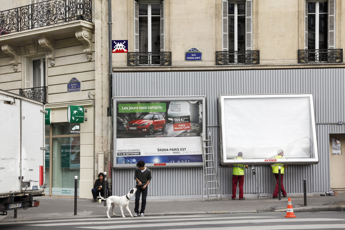 Invader - Background image