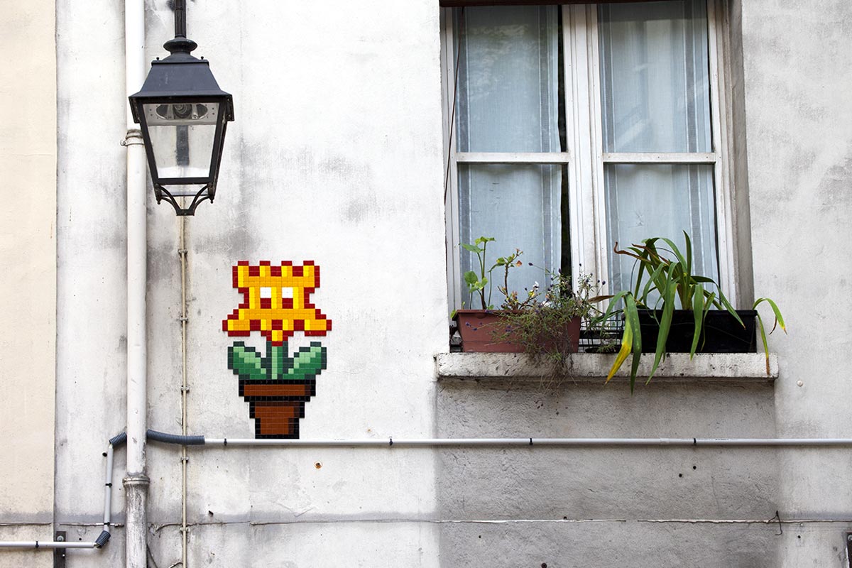 Invader - Background image