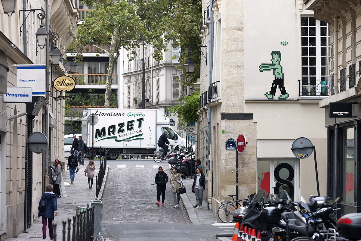 Invader - Background image