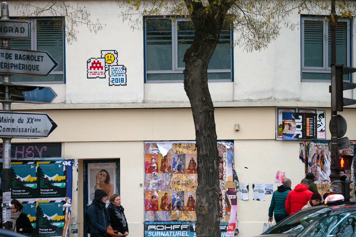 Invader - Background image