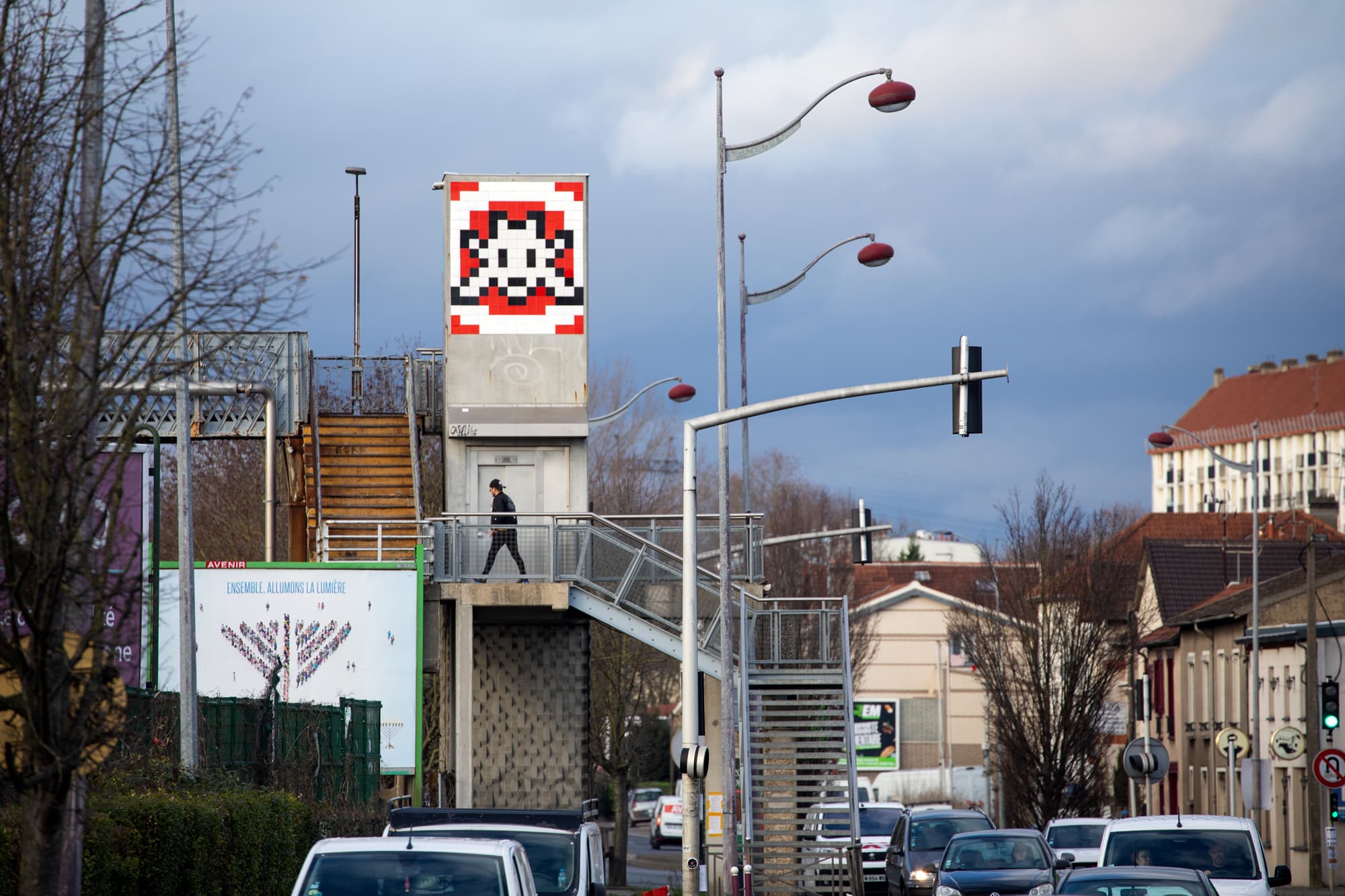 Invader - Background image