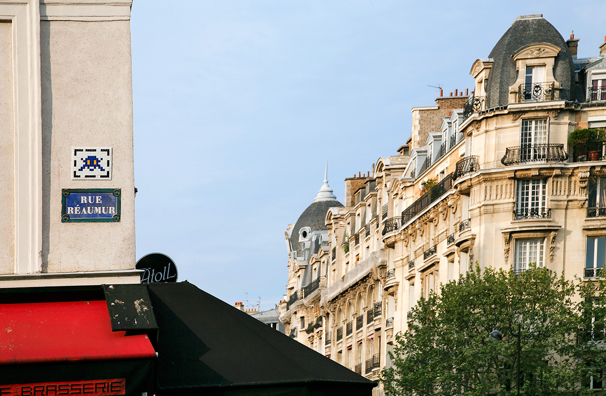 Invader - Background image