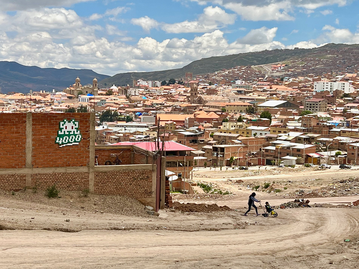 Invader - Background image