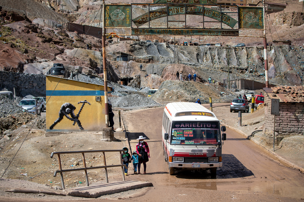 Invader - Background image