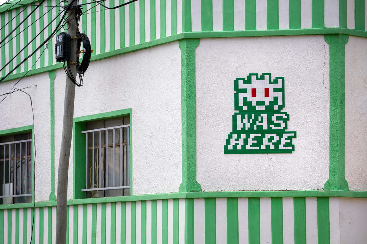 Invader - Background image