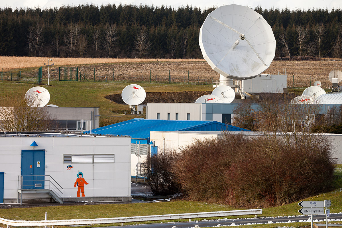 Invader - Background image