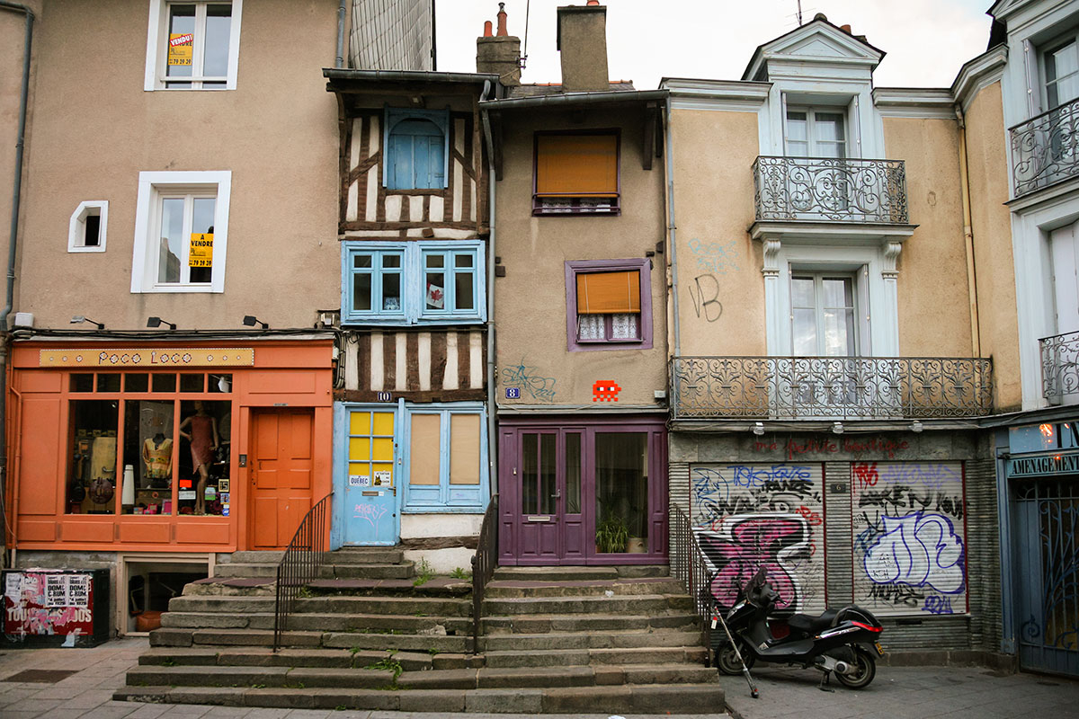 Invader - Background image