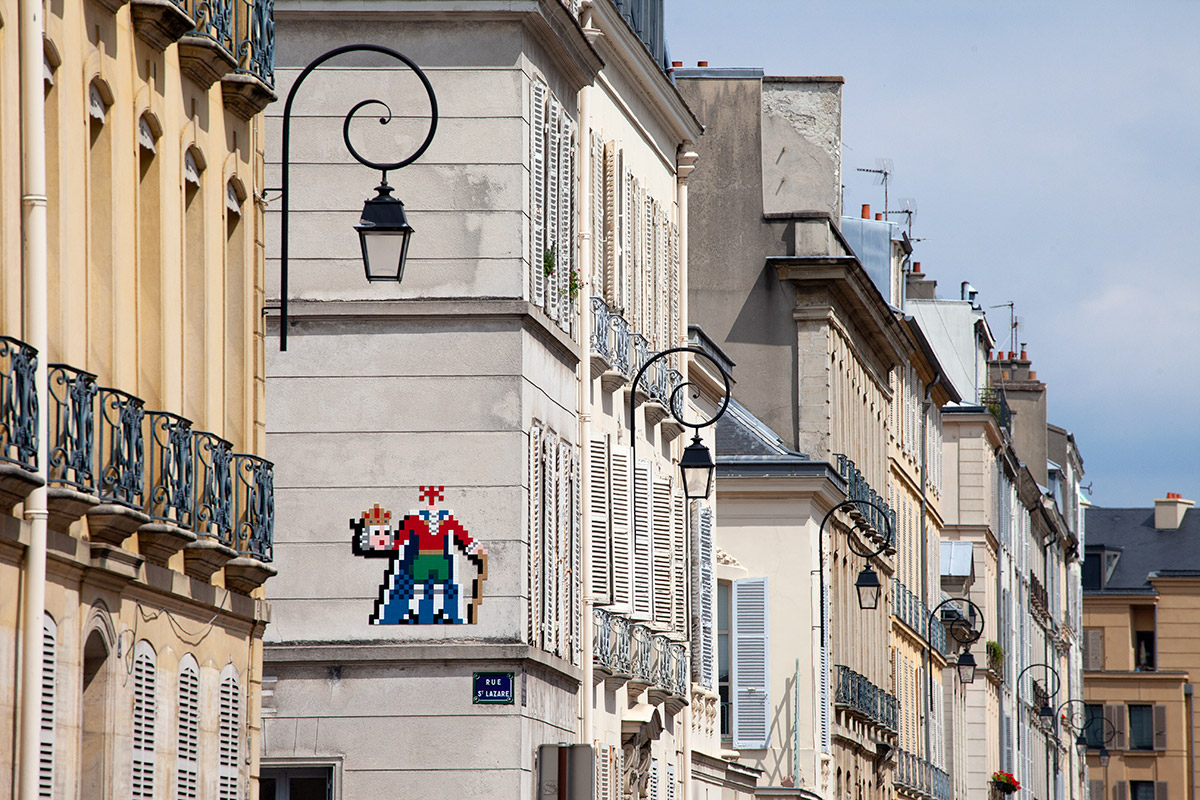 Invader - Background image