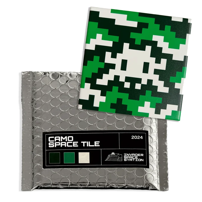 Camo Green & White Tile