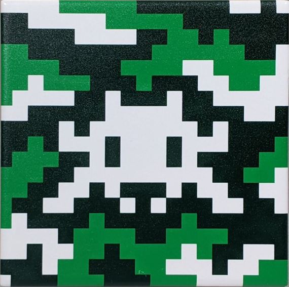 Camo Green & White Tile